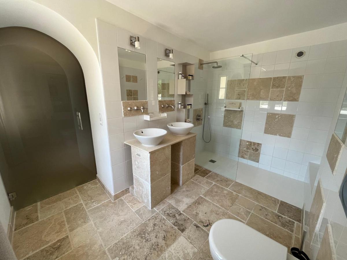 Domaine De La Citerne Bed & Breakfast น็องส์-เลส์-แป็งส์ ภายนอก รูปภาพ